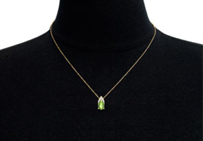 7/8 Carat Pear Shape Peridot & Diamond Necklace In 14K Yellow Gold (0.7 G), 18 Inches (, I1-I2 Clarity Enhanced) By SuperJeweler