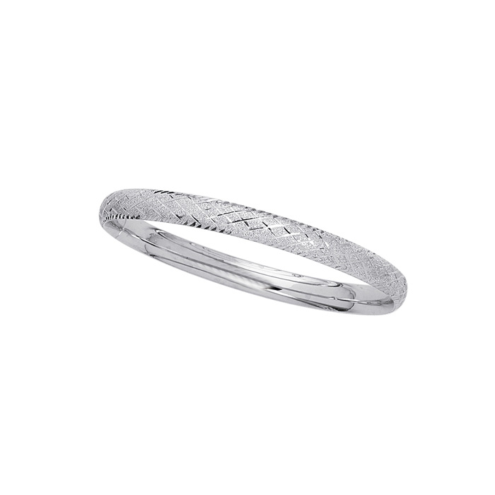 14K White Gold (3.70 g) 5.5mm 5.50 Inch Children's Shiny Diamond Cut Bangle Bracelet w/ Diamond Pattern by SuperJeweler