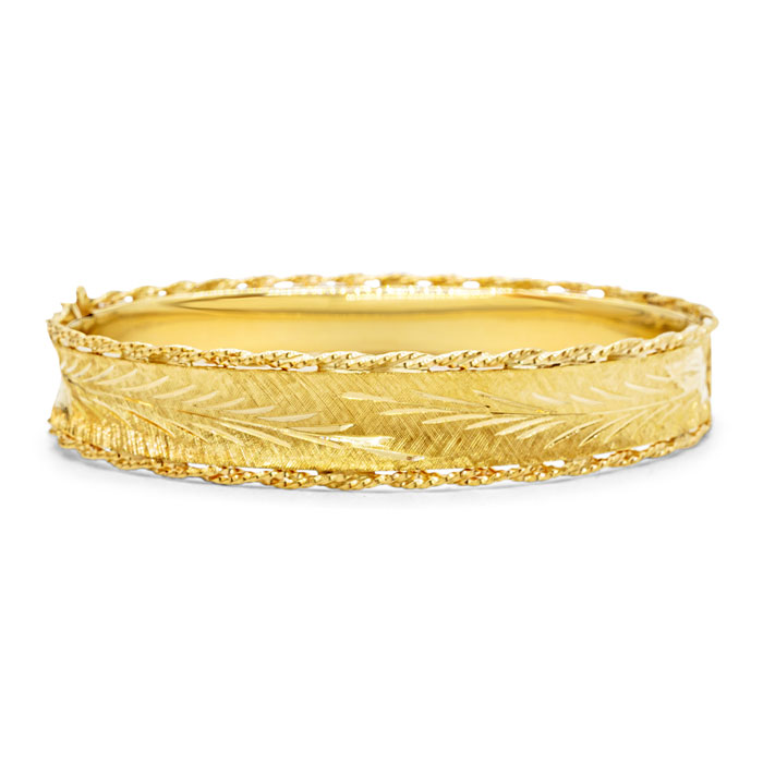 Previously Owned 14K Yellow Gold (15 g) Feather Diamond Cut Bangle Bracelet. Final Sale, 7 Inch by SuperJeweler