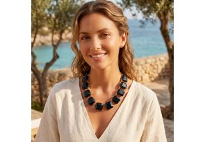 Countess Collection | Luann De Lesseps | Fine Black Crystal