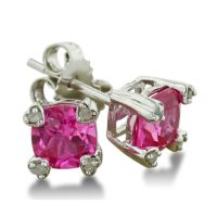 love these earrings!