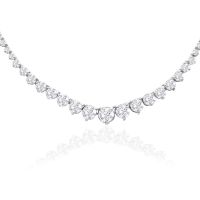 Graduated 10 Carat Diamond Tennis Necklace In 14 Karat White Gold
