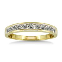 It matches my engagement ring