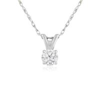 Everyday diamond pendant necklace