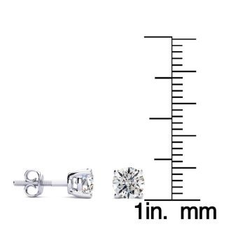 1 1/4 Carat Round Diamond Stud Earrings In Platinum