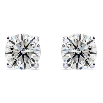 2 Carat Diamond Stud Earrings In Platinum