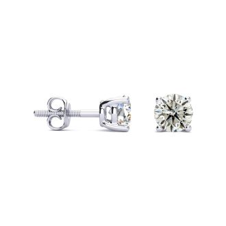 1 1/4 Carat Diamond Stud Earrings In Platinum