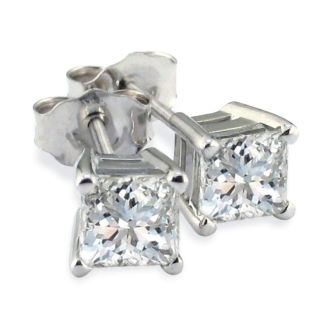 3/4ct Fine Quality Princess Diamond Stud Earrings In Platinum