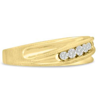 Men's 1/4ct Diamond Ring In 14K Yellow Gold