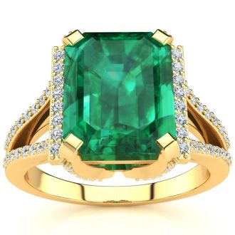 4 Carat Emerald and Halo Diamond Ring In 14 Karat Yellow Gold
