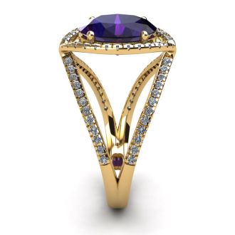 1 1/2 Carat Oval Shape Amethyst and Halo Diamond Ring In 14 Karat Yellow Gold