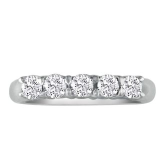 1 Carat Diamond Wedding Band In Platinum