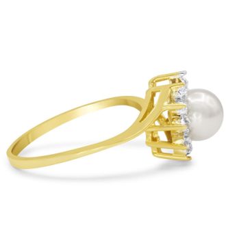 Round Freshwater Cultured Pearl and Halo Diamond Ring In 14 Karat Yellow Gold