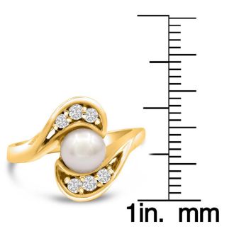 Round Freshwater Cultured Pearl and 1/5ct Diamond Ring In 14 Karat Yellow Gold