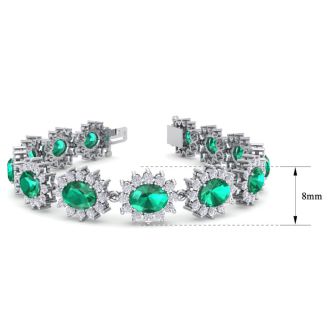 19 Carat Oval Shape Emerald and Halo Diamond Bracelet In 14 Karat White Gold, 7 Inches