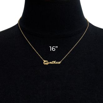 Cynthia Nameplate Necklace In Gold 