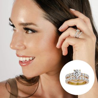 3 1/2 Carat Round Diamond Bridal Set In 14 Karat Yellow Gold