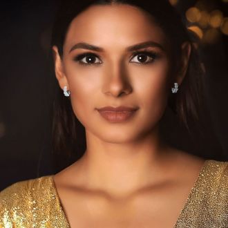 1/4 Carat Diamond Swirl Hoop Earrings In Sterling Silver, 1/2 Inch

