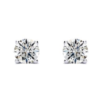 1 Carat Round Diamond Stud Earrings In Platinum