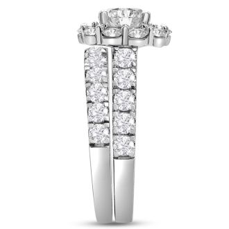 Previously Owned 3 1/4 Carat Round Shape Diamond Bridal Set With One Bands In 14 Karat White Gold