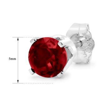 1 Carat Garnet Stud Earrings In White Gold