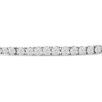 Estate Jewelry 14 Karat White Gold 5 Carat Graduated Diamond Tennis Bracelet, 7 Inches