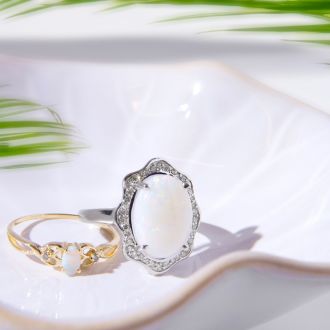 1/6ct Weaving Oval Opal And Diamond Ring in 10k Yellow Gold