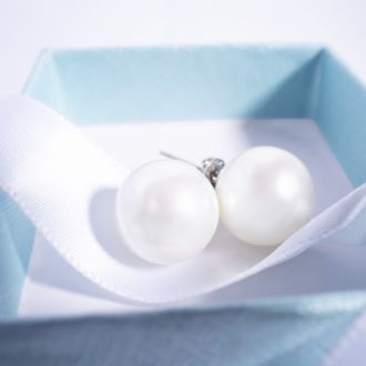 Pearl Stud Earrings With 12mm Shell Pearls