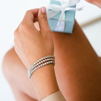 8 1/2 Carat Diamond Tennis Bracelet In 14 Karat White Gold, 6 1/2 Inches