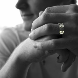 Men's Titanium Cross Band Sizes 8-11.5