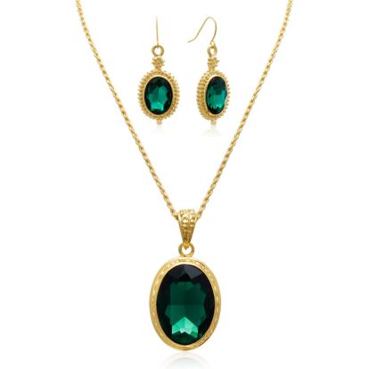 Regal 20 Carat Oval Shape Crystal Emerald Necklace With Free Matching Earrings.  Magnificent Huge, Beautiful Crystals!
