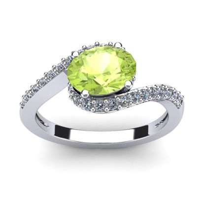 1 1/2 Carat Oval Shape Peridot and Halo Diamond Ring In 14 Karat White Gold