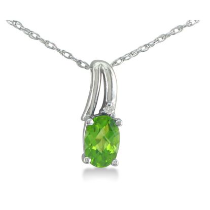 1/2ct Oval Shape Peridot and Diamond Necklace in 10k White Gold