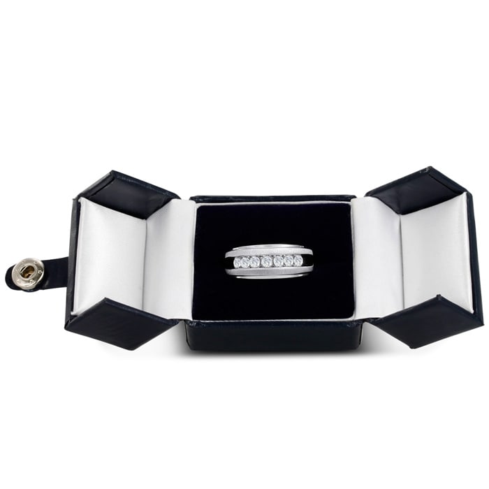 Men's 3/4ct Diamond Ring In 10K White Gold