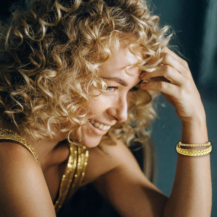 18 Karat Yellow Gold 11.2mm 8 inch Basket-Weave Bracelet