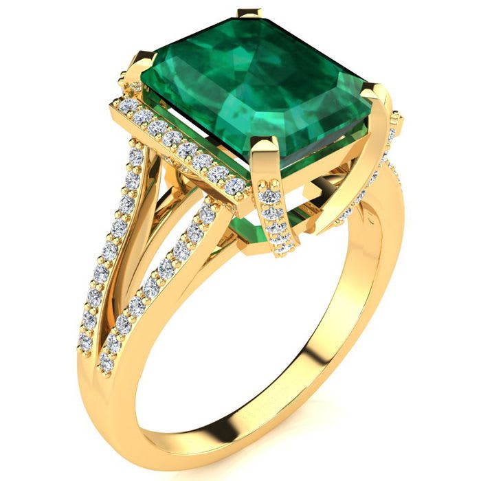 4 Carat Emerald and Halo Diamond Ring In 14 Karat Yellow Gold
