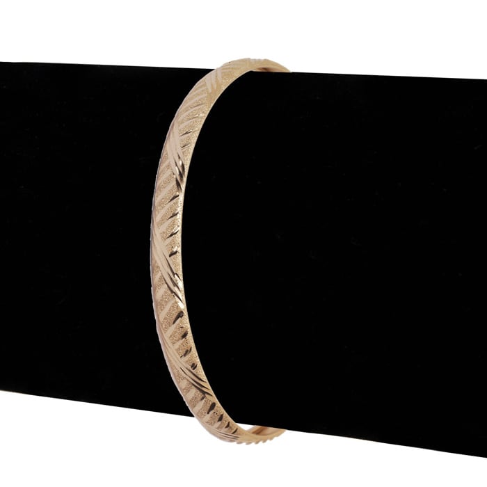 10K Yellow Gold Flexible Bangle Bracelet With Fancy Diamond Cut Design, 7 Inches