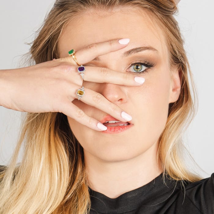 1 Carat Emerald and Halo Diamond Vintage Ring In 14 Karat Yellow Gold