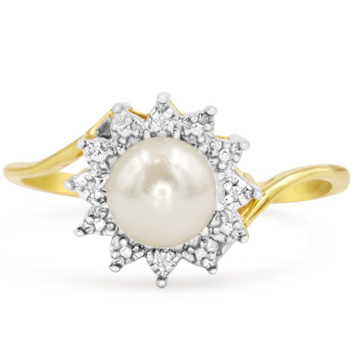Round Freshwater Cultured Pearl and Halo Diamond Ring In 14 Karat Yellow Gold