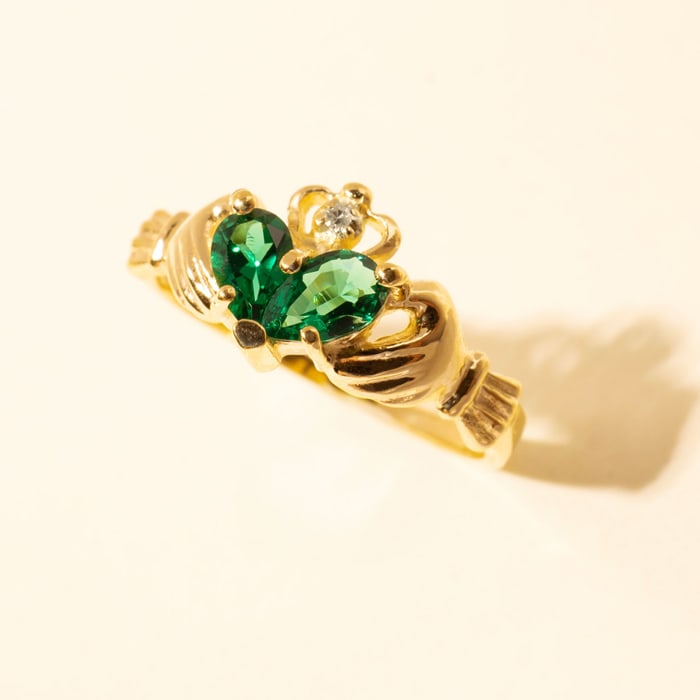 Emerald Claddagh Ring in 10k Yellow Gold