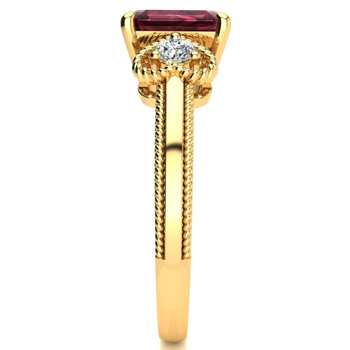Garnet Ring: Garnet Jewelry: 1 1/2 Carat Garnet and Two Diamond Heart Ring In 10 Karat Yellow Gold