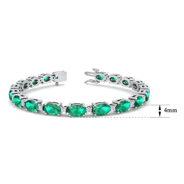 9 Carat Oval Shape Emerald and Diamond Bracelet In 14 Karat White Gold, 7 Inches