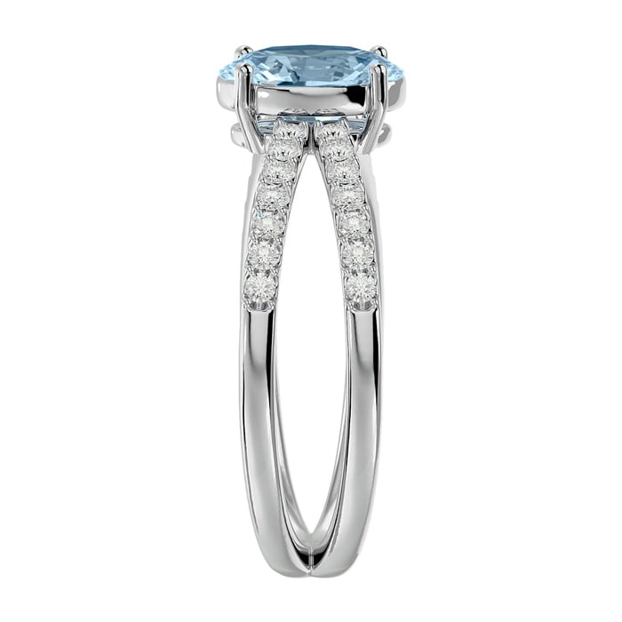 Aquamarine Ring: Aquamarine Jewelry: 1.40 Carat Oval Shape Aquamarine and Diamond Ring In 14 Karat White Gold