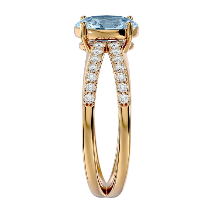Aquamarine Ring: Aquamarine Jewelry: 1.40 Carat Oval Shape Aquamarine and Diamond Ring In 14 Karat Yellow Gold