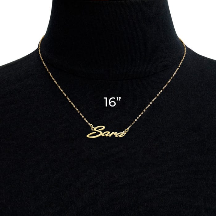 Sara Nameplate Necklace In Gold 