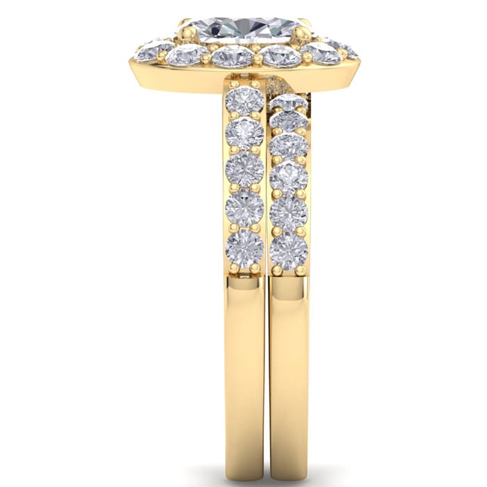 2 1/4 Carat Oval Shape Halo Diamond Bridal Set In 14K Yellow Gold