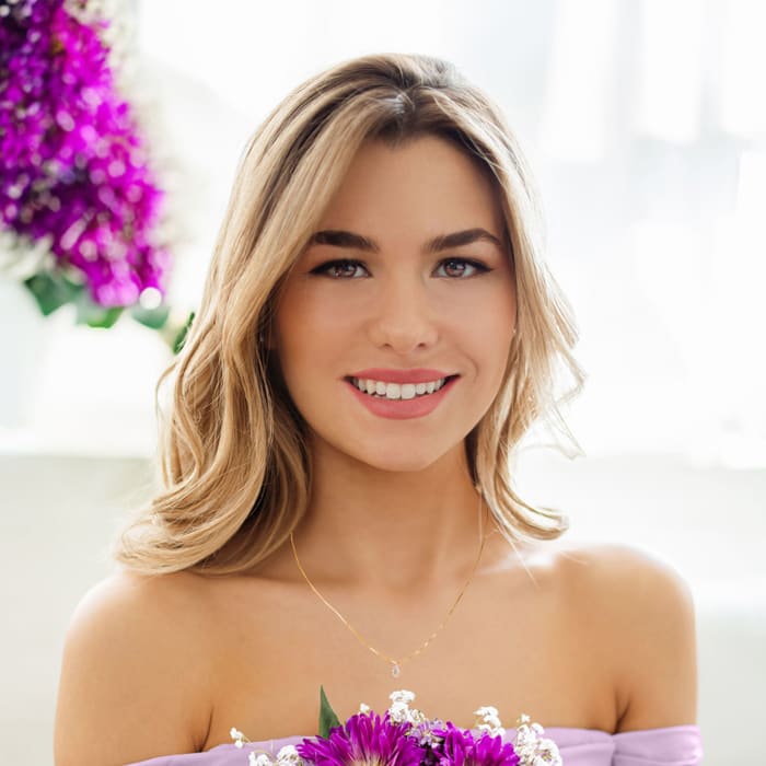 1 Carat Pear Shape Lab Grown Diamond Solitaire Necklace In 14K Yellow Gold