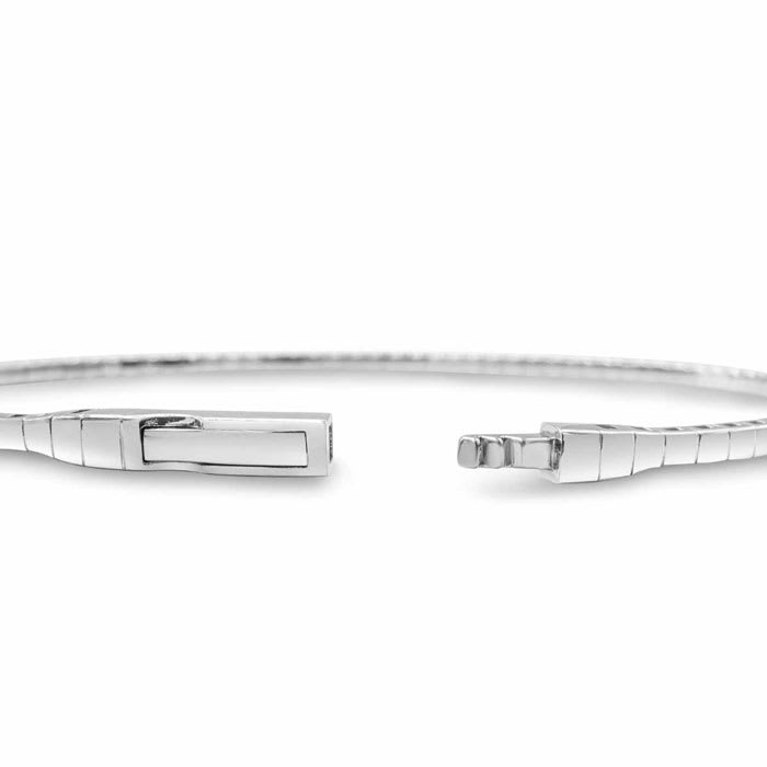 1 1/2 Carat Diamond Flexible Bangle Bracelet In 14K White Gold, 7 Inches