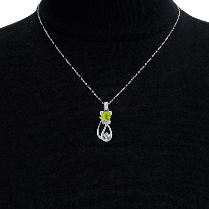 1 Carat Peridot and Diamond Cat Necklace In 10K White Gold, 18 Inches