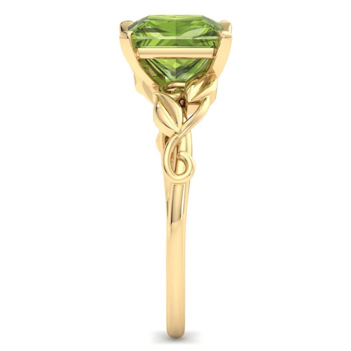 Peridot Ring: 1 1/2 Carat Peridot Ring
